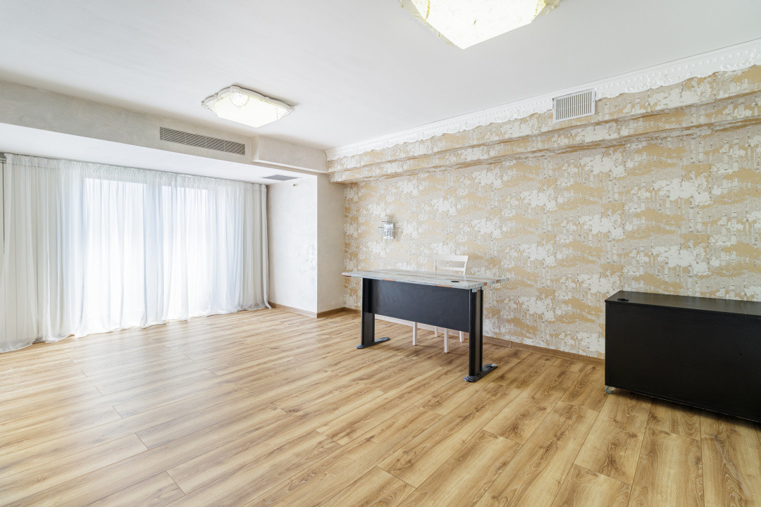 Apartament 6 camere, Pta Alba Iulia - de inchiriat