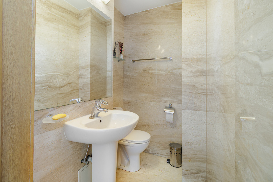 Apartament 6 camere, Pta Alba Iulia - de inchiriat