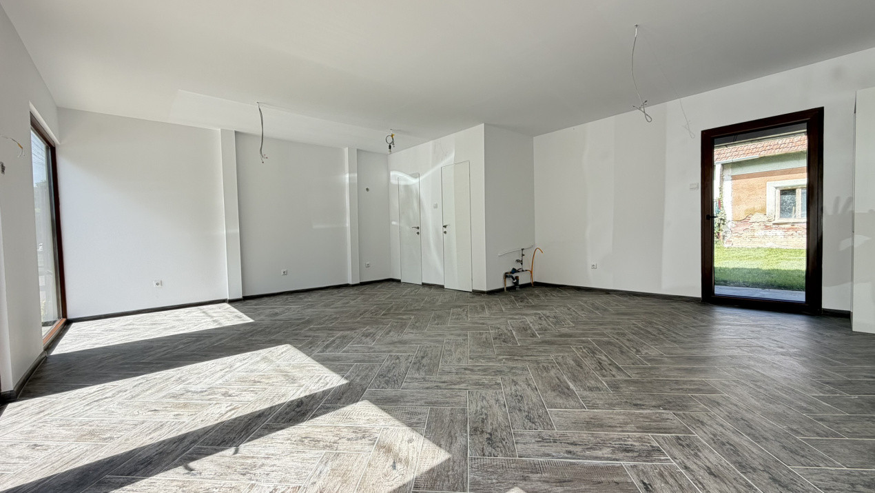 Inchiriere Spațiu Comercial 36 mp - Str. Corneliu Coposu - Carei