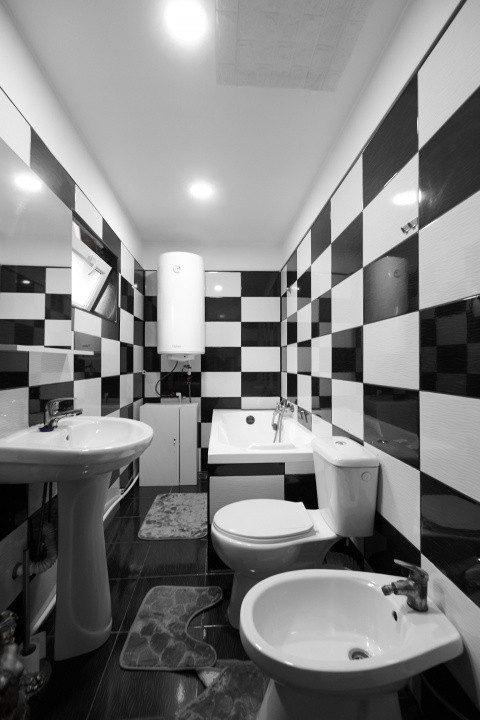 Casa  + anexa în Com.  Petresti, Sat Gherghesti - Dambovița
