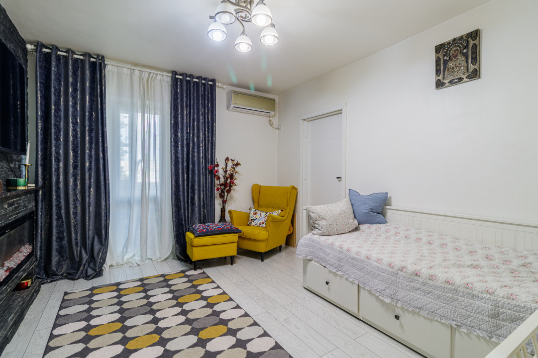 2 camere, mobilat, renovat cu boxă si loc de parcare, et 4/10