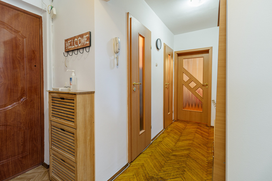 2 camere etaj 2 din 10 metrou gorjului