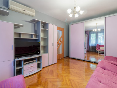 chirie 2 camere piata gorjului