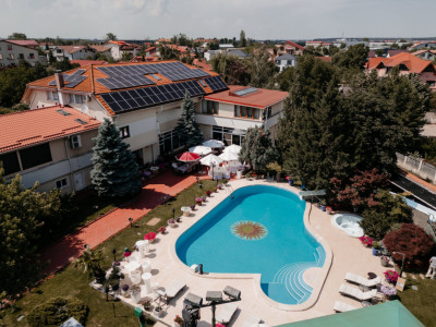Resedinta premium - Piscina | Teren de tenis | Teren 4000 mp