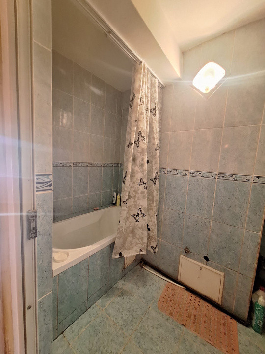 Apartament 3 camere, etaj 1, Costesti, Arges. 0% Comision