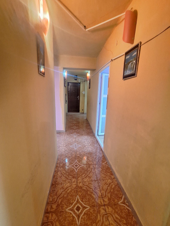 Apartament 3 camere, etaj 1, Costesti, Arges. 0% Comision