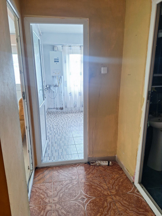 Apartament 3 camere, etaj 1, Costesti, Arges. 0% Comision