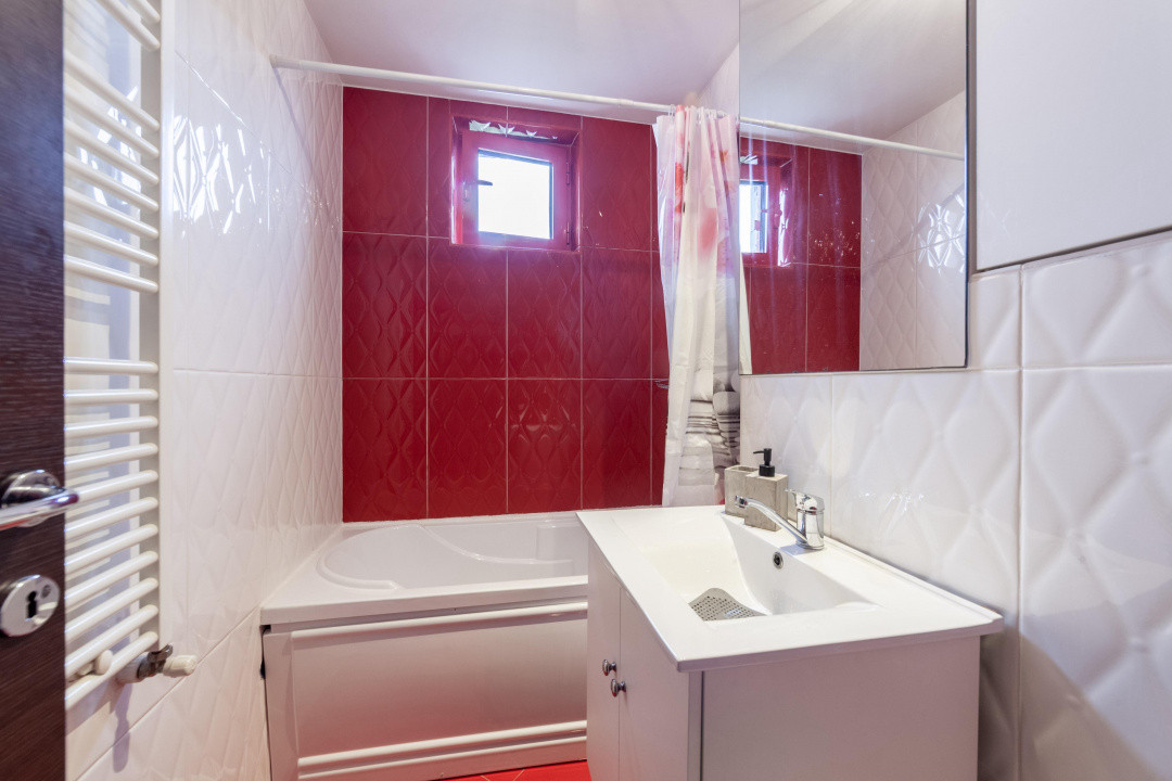 De Închiriat Apartament 3 camere Pitesti- zona Marasesti!