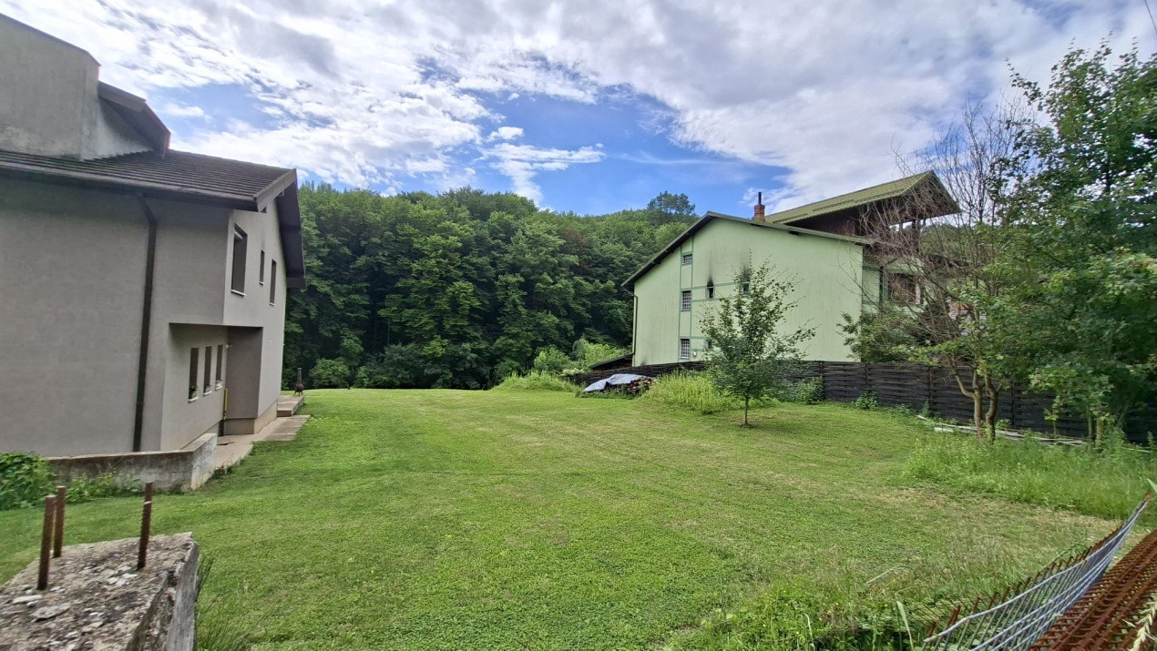 Teren intravilan 1203 mp Bascov-Florea zona Superba
