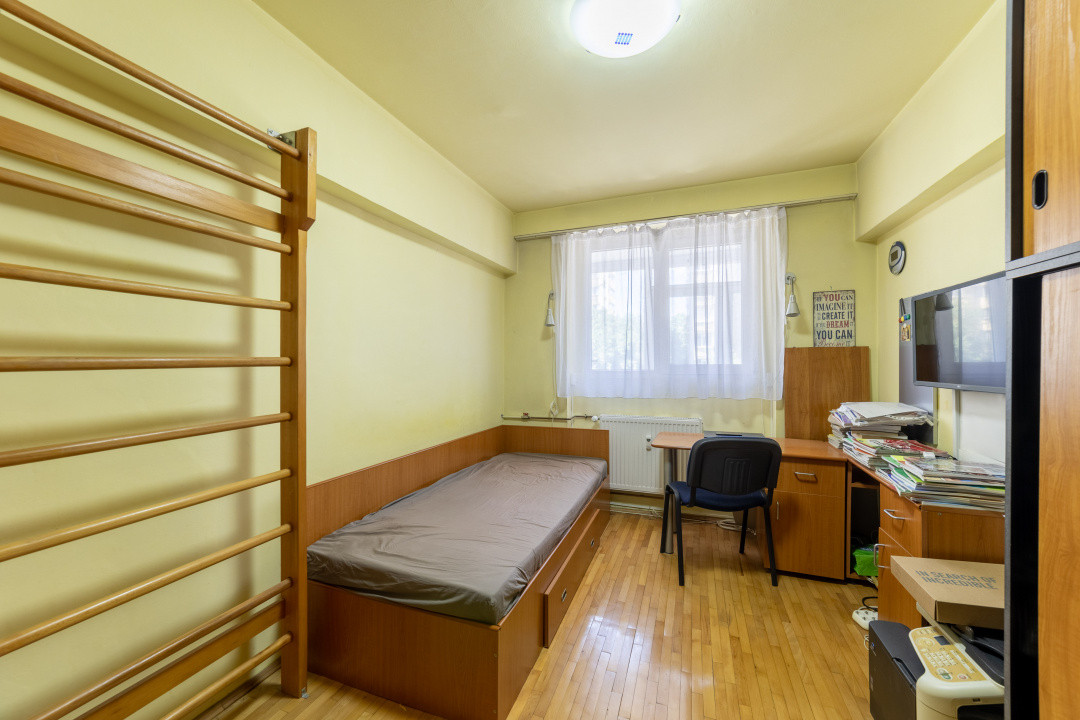 Ap. 3 camere, decomandat, etaj 2, Lacul Tei, Bucuresti