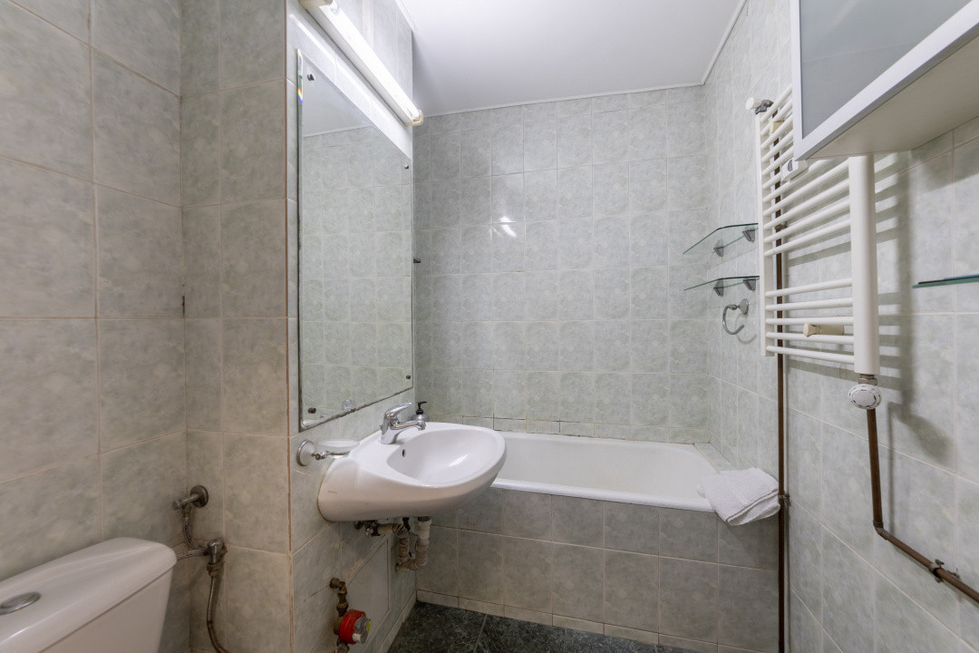 Ap. 3 camere, decomandat, etaj 2, Lacul Tei, Bucuresti