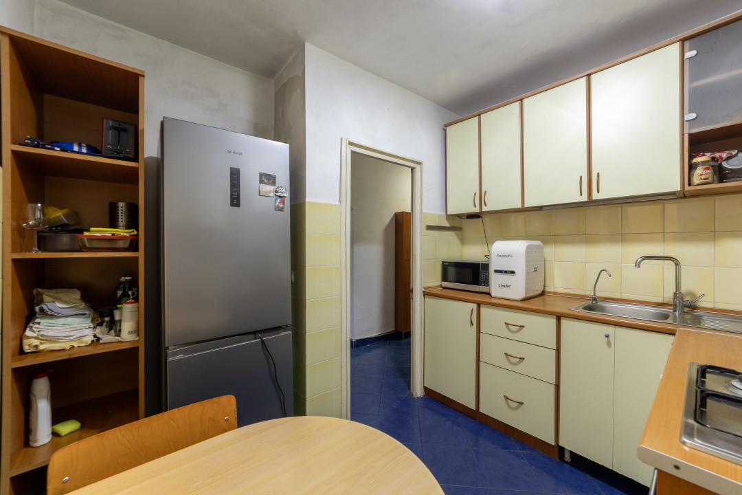Ap. 3 camere, decomandat, etaj 2, Lacul Tei, Bucuresti