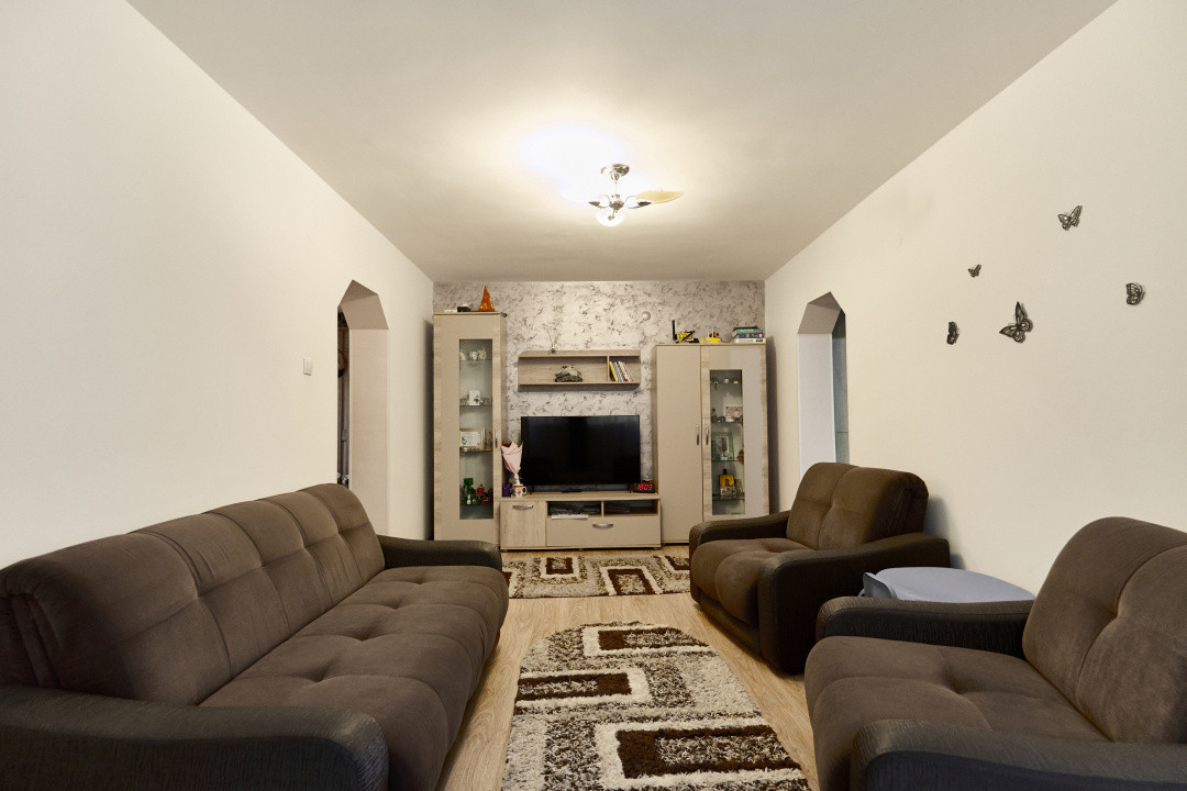 Apartament 2 camere Pitești zona Craiovei-parter!