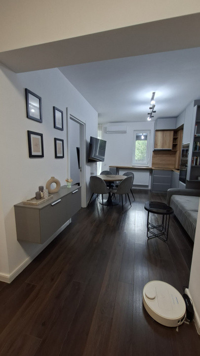 Studio modern bloc nou cu gradina proprie si loc de parcare