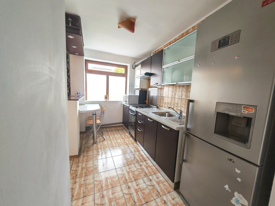 Apartament  2 camere de închiriat în Pitești zonă centrală l