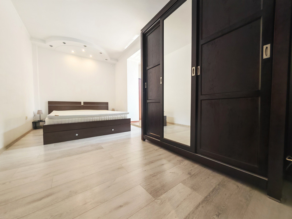Apartament  2 camere de închiriat în Pitești zonă centrală l