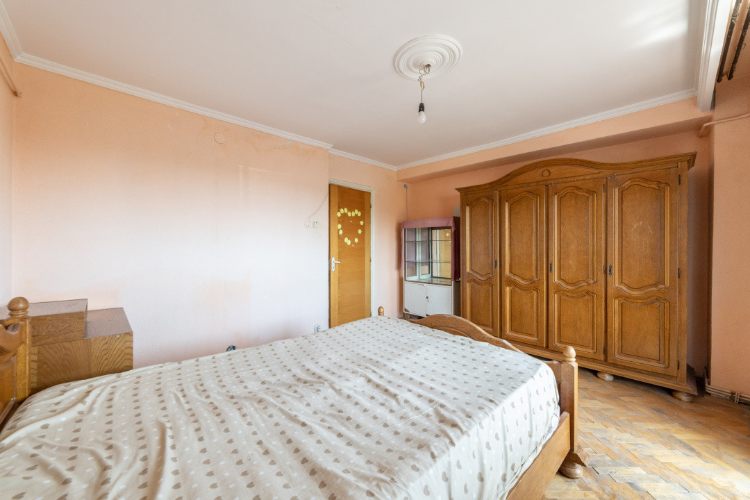 Apartament 3 camere, 89 mp total + garaj separat