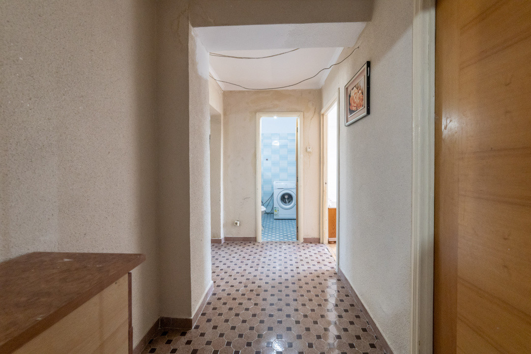 Apartament 3 camere, 89 mp total + garaj separat