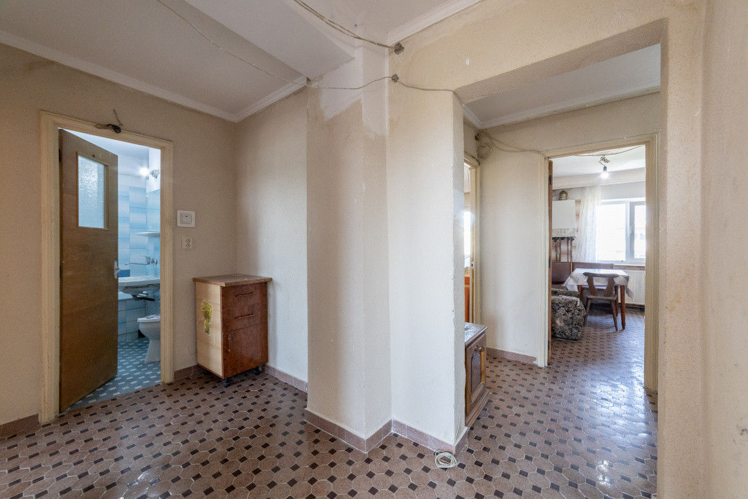 Apartament 3 camere, 89 mp total + garaj separat