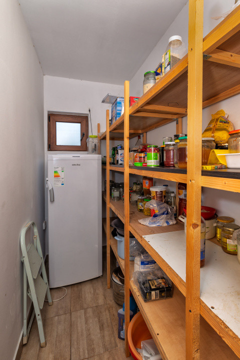 Casa moderna si casa bunicii + 6300 mp teren,Oaza autentica in Corbi Arges-