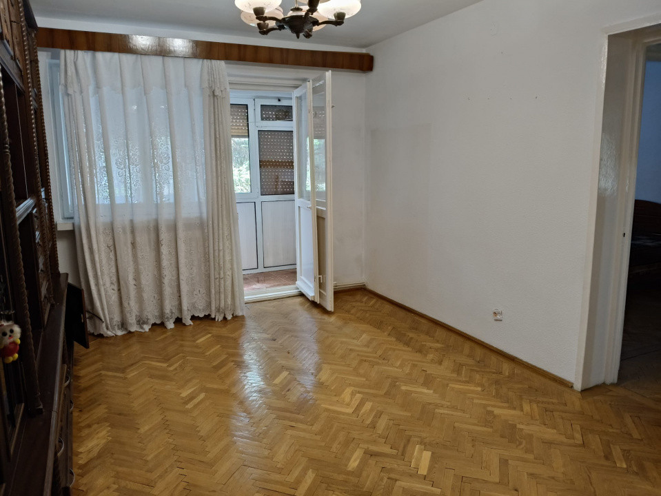 Apartament 3 camere ultracentral – Etaj 1 – 69 mp –Târgu Jiu
