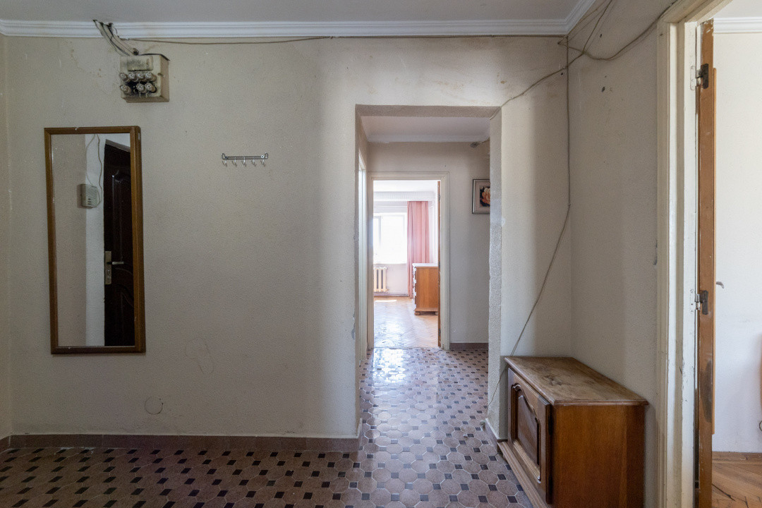 Găvana Q-uri - Apartament 3 Camere Decomandat 