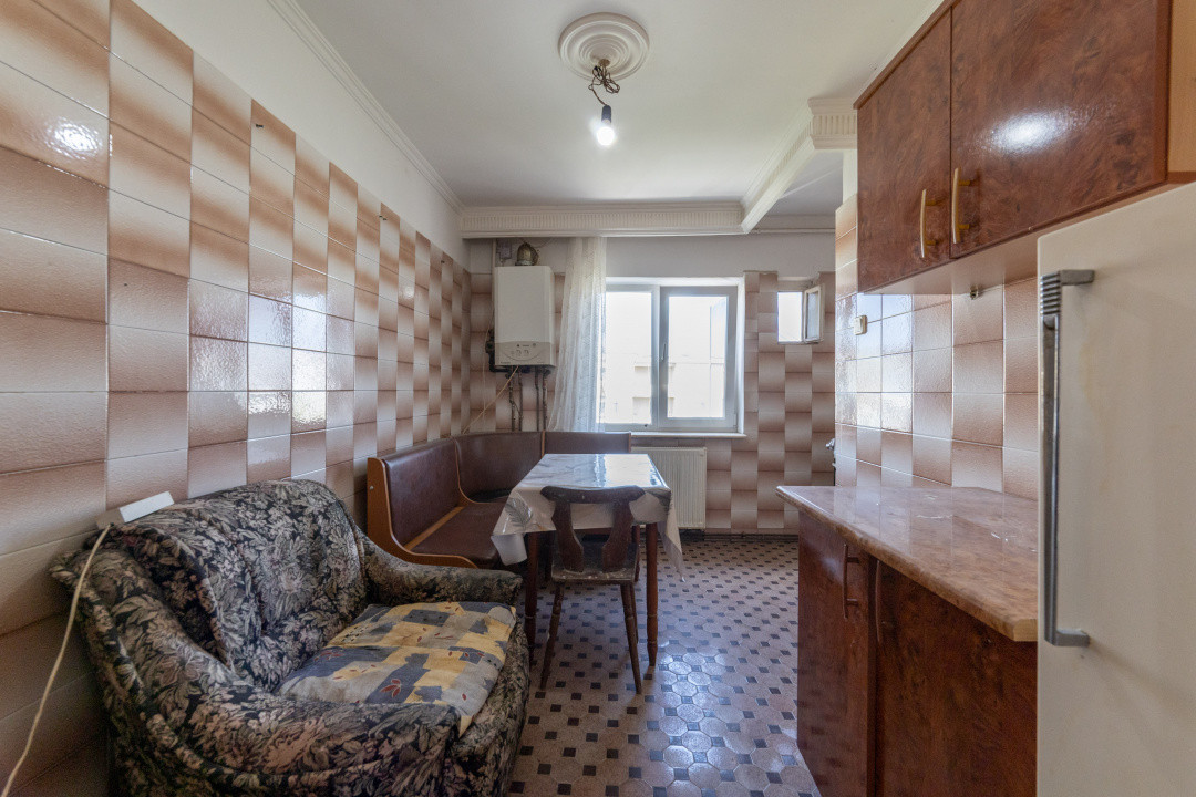 Găvana Q-uri - Apartament 3 Camere Decomandat 