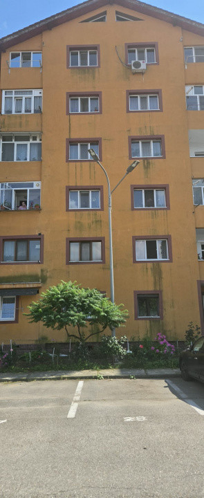 De vânzare apartament 2 camere decomandat | Zona 8 Mai