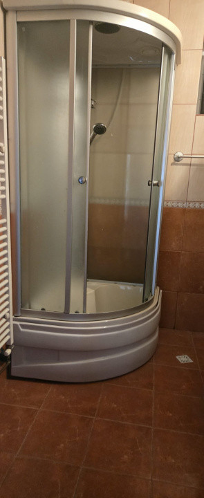 De vânzare apartament 2 camere decomandat | Zona 8 Mai