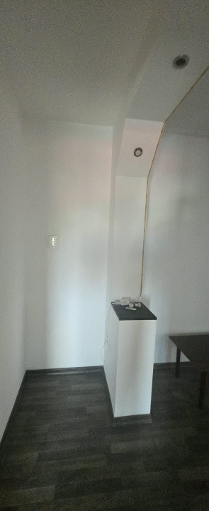 De vânzare apartament 2 camere decomandat | Zona 8 Mai