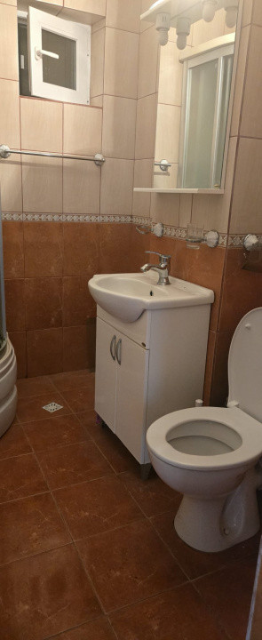 De vânzare apartament 2 camere decomandat | Zona 8 Mai