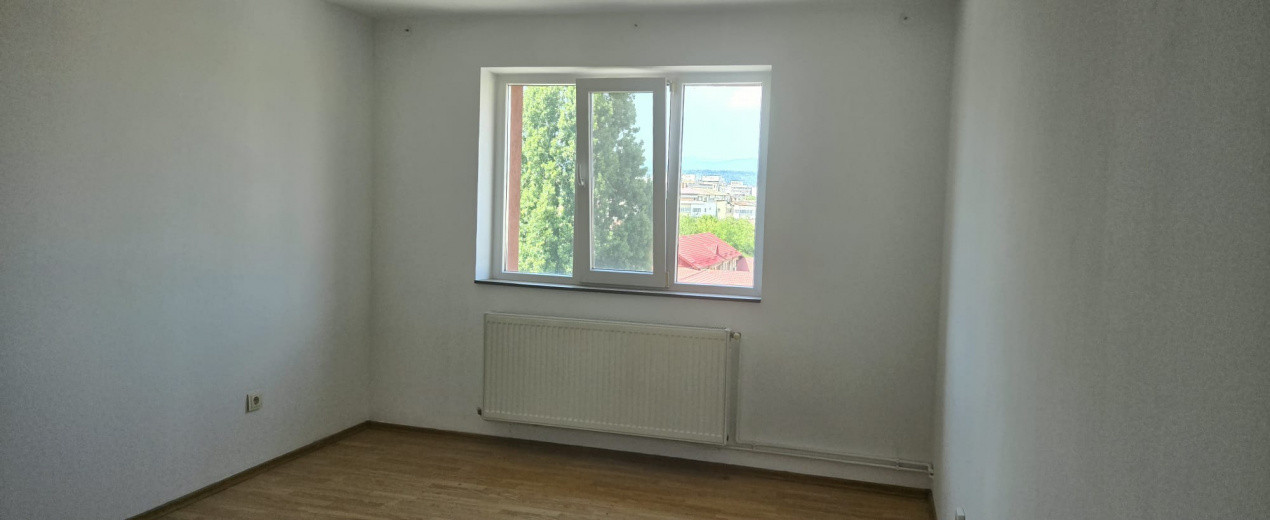 De vânzare apartament 2 camere decomandat | Zona 8 Mai