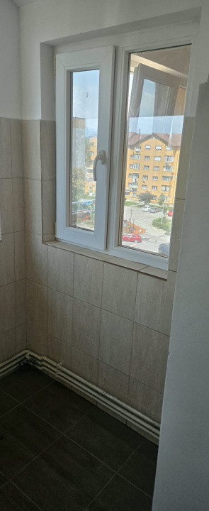 De vânzare apartament 2 camere decomandat | Zona 8 Mai