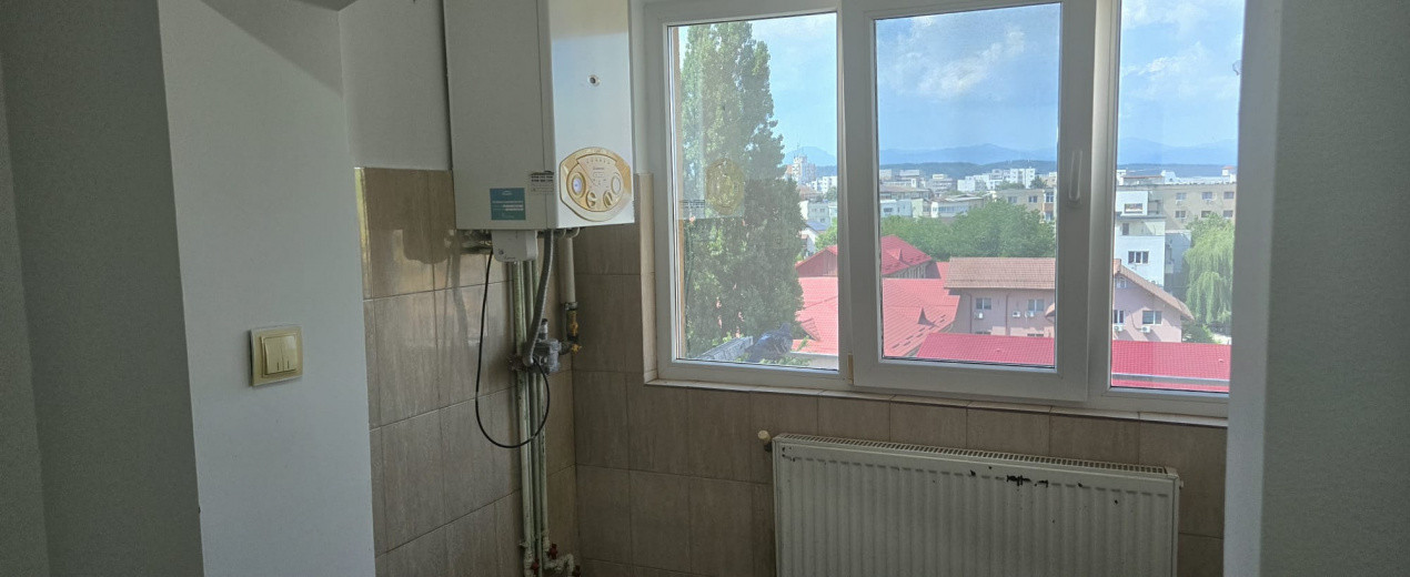 De vânzare apartament 2 camere decomandat | Zona 8 Mai