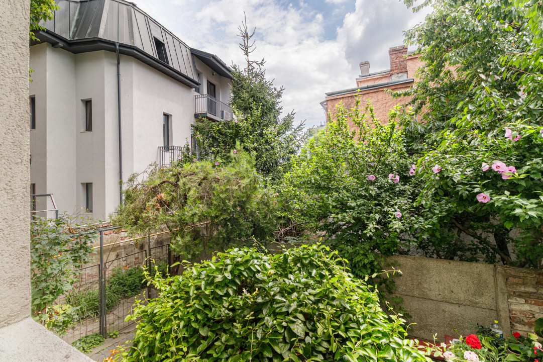 3 camere parter inalt 11 Iunie 