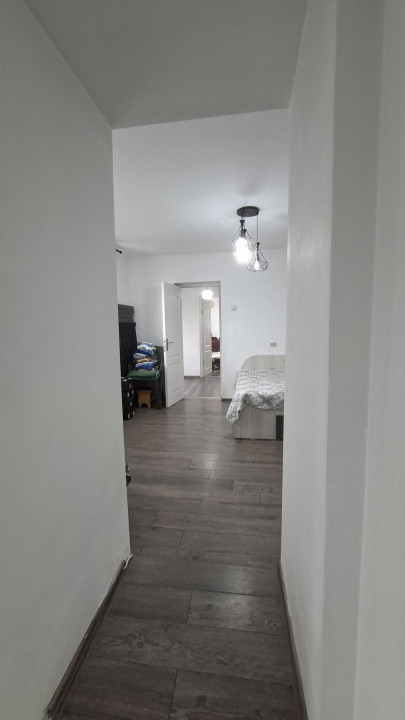 Casă complet renovată RATESTI, Tigveni – Argeș cu teren 1746 mp