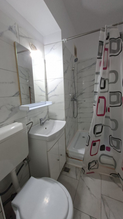 Garsoniera Cocheta de Inchiriat Craiovei centrala proprie