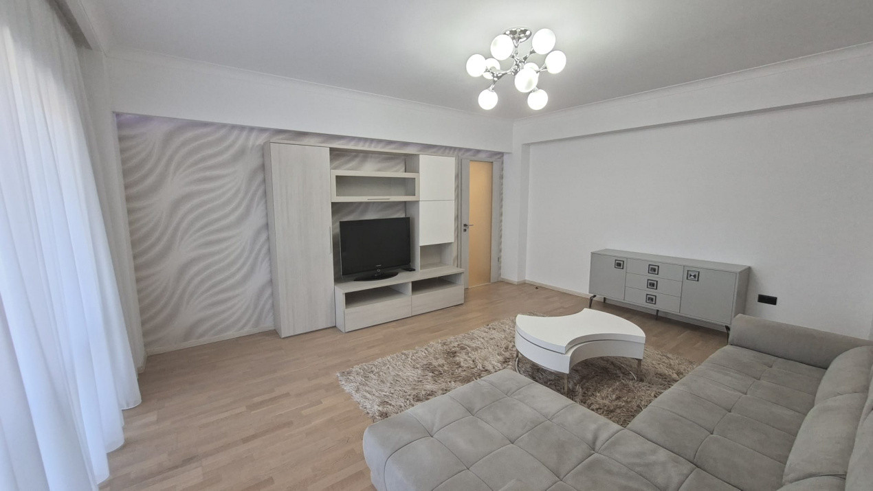 Inchiriere apartament 3 camere centru Ultramodern-Bloc nou