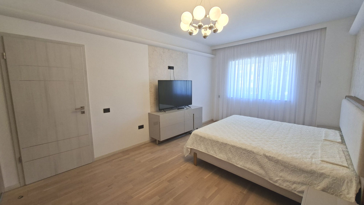 Inchiriere apartament 3 camere centru Ultramodern-Bloc nou