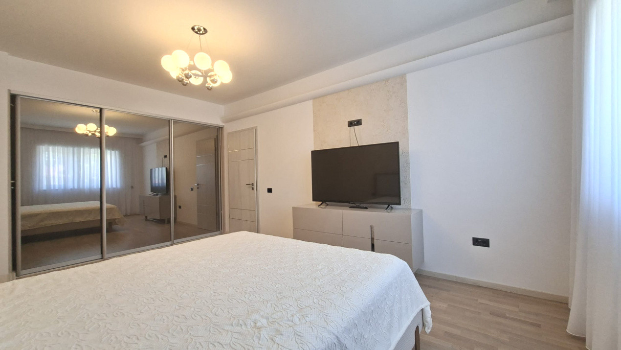 Inchiriere apartament 3 camere centru Ultramodern-Bloc nou