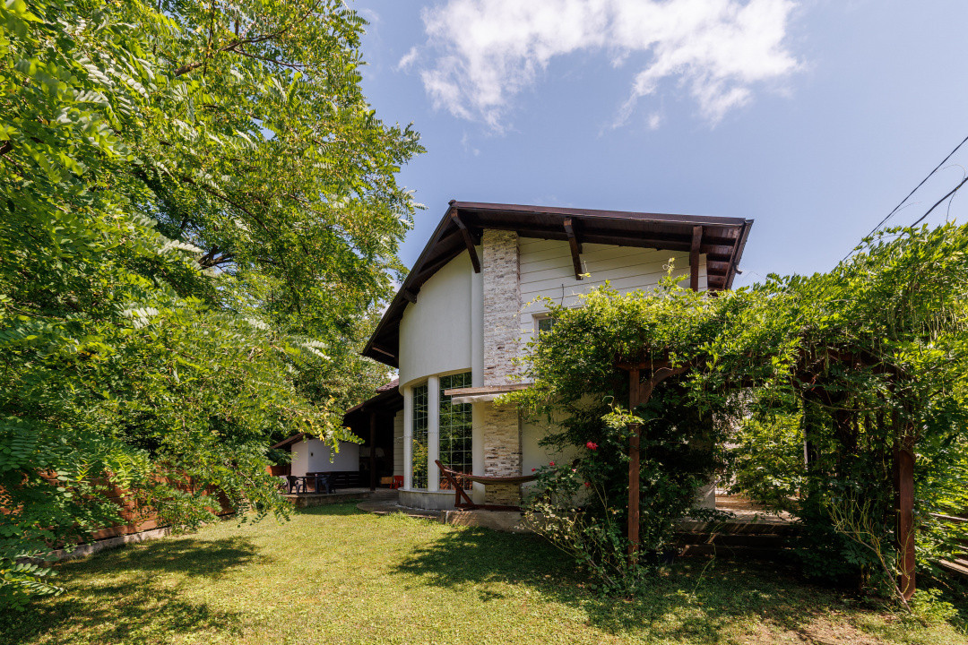 Casa deosebita in Bascov, Valea Ursului. AG