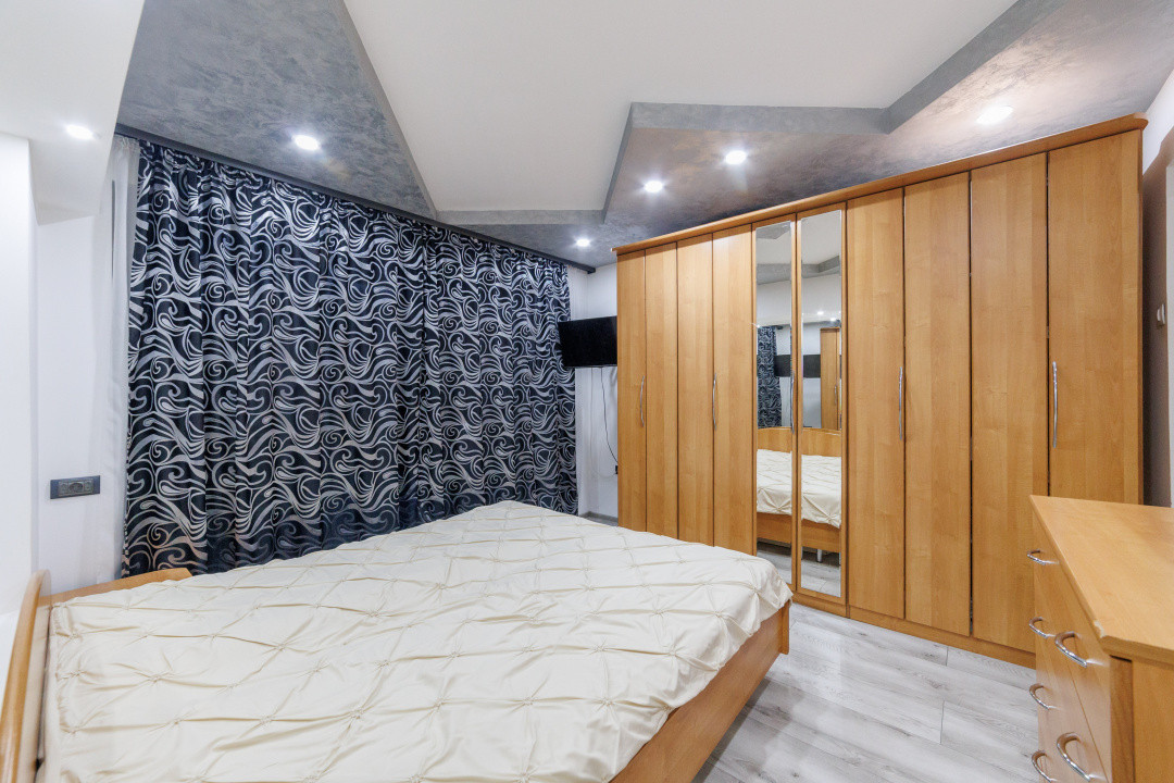 Apartament decomandat - Cartier Prundu