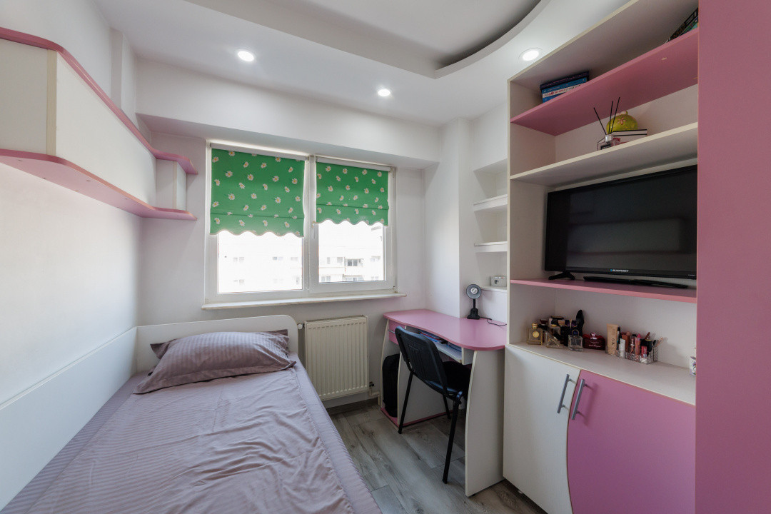 Apartament decomandat - Cartier Prundu