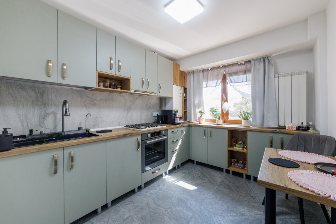 2 Camere Exercitiu etaj 2/4