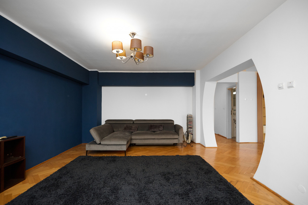 Apartament 3 camere ultracentral, Pitesti, AG