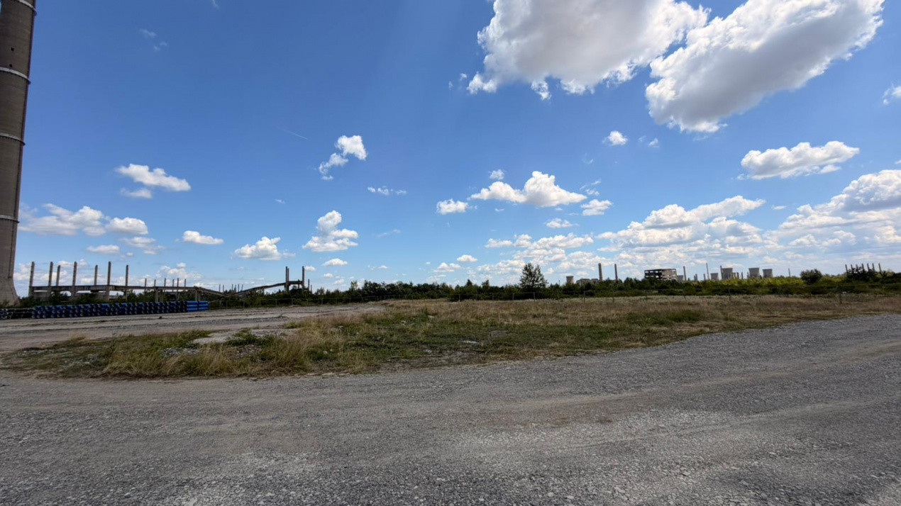 Teren intravilan 3.288 mp | Front stradal 69 m | Zona fostului CET Bradu | 
