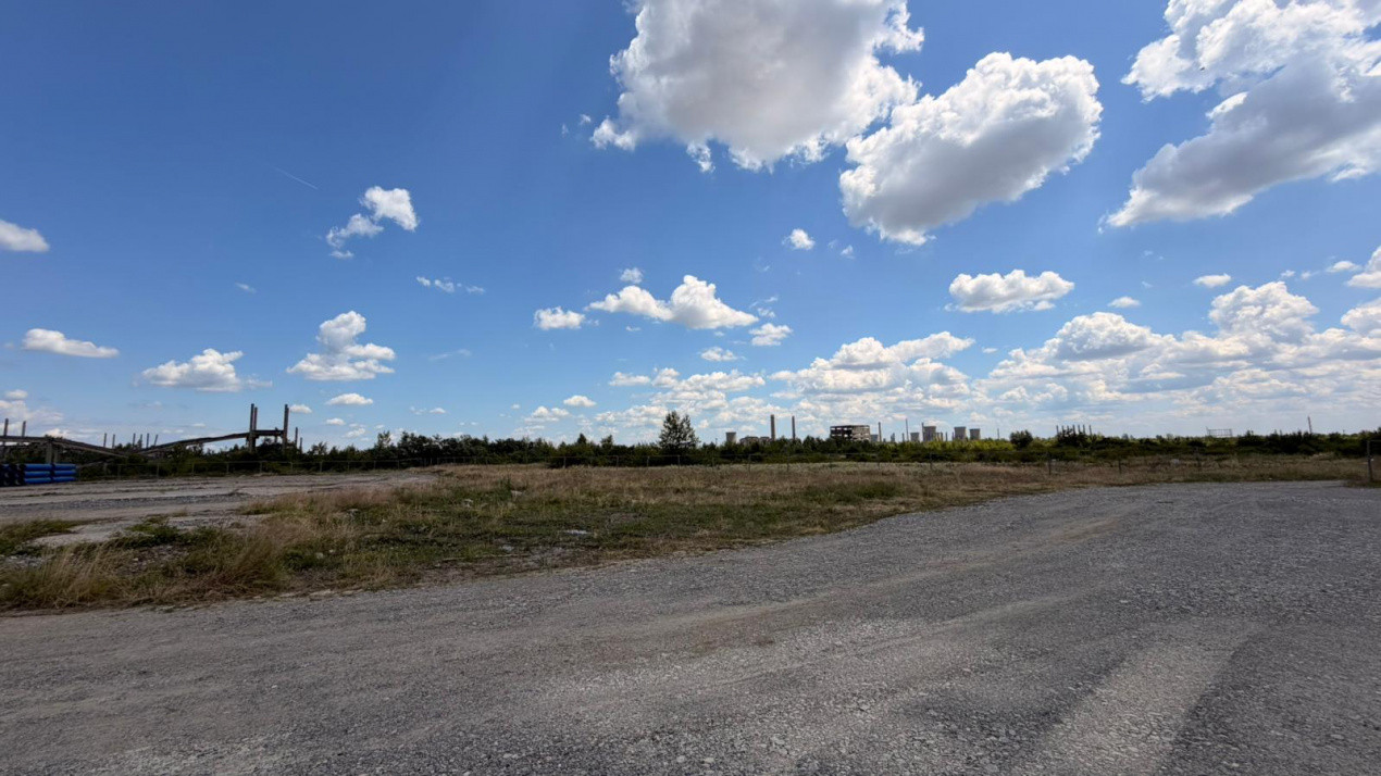 Teren intravilan 3.288 mp | Front stradal 69 m | Zona fostului CET Bradu | 