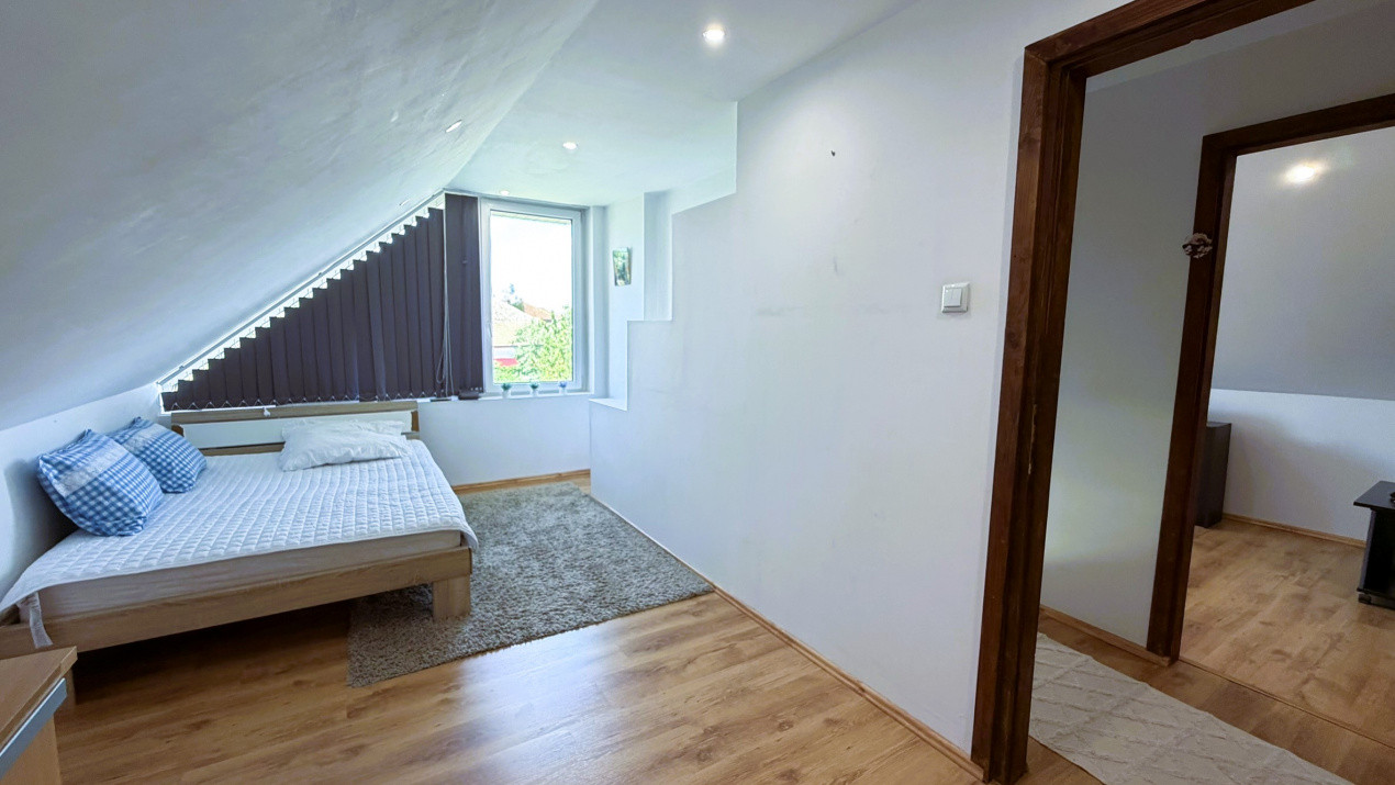 Casă Centrală 5 camere, Str. Andrei Mureșanu - Carei