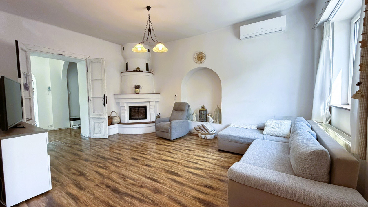 Casă Centrală 5 camere, Str. Andrei Mureșanu - Carei