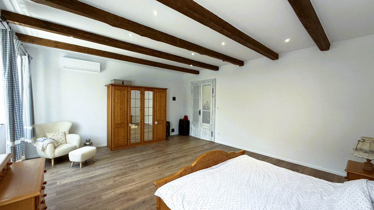 Casă Centrală 5 camere, Str. Andrei Mureșanu - Carei